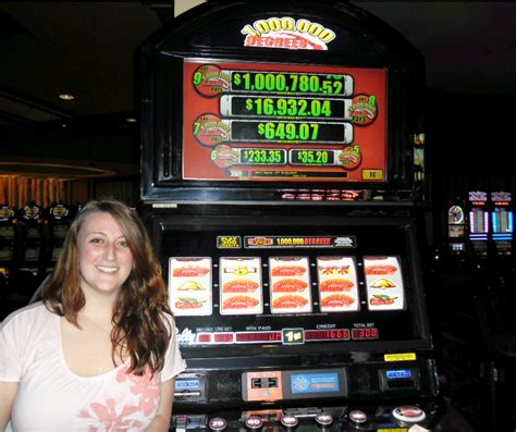 slot machine casino winner